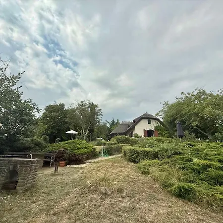 Szaletli 度假居 *